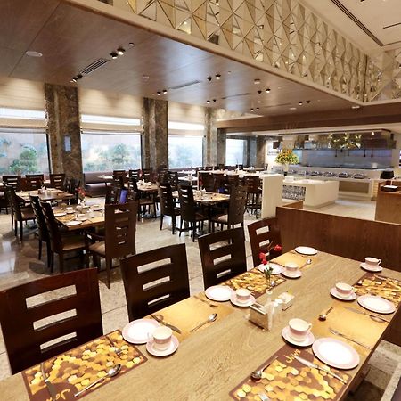Hotel Madin Varanasi Dış mekan fotoğraf