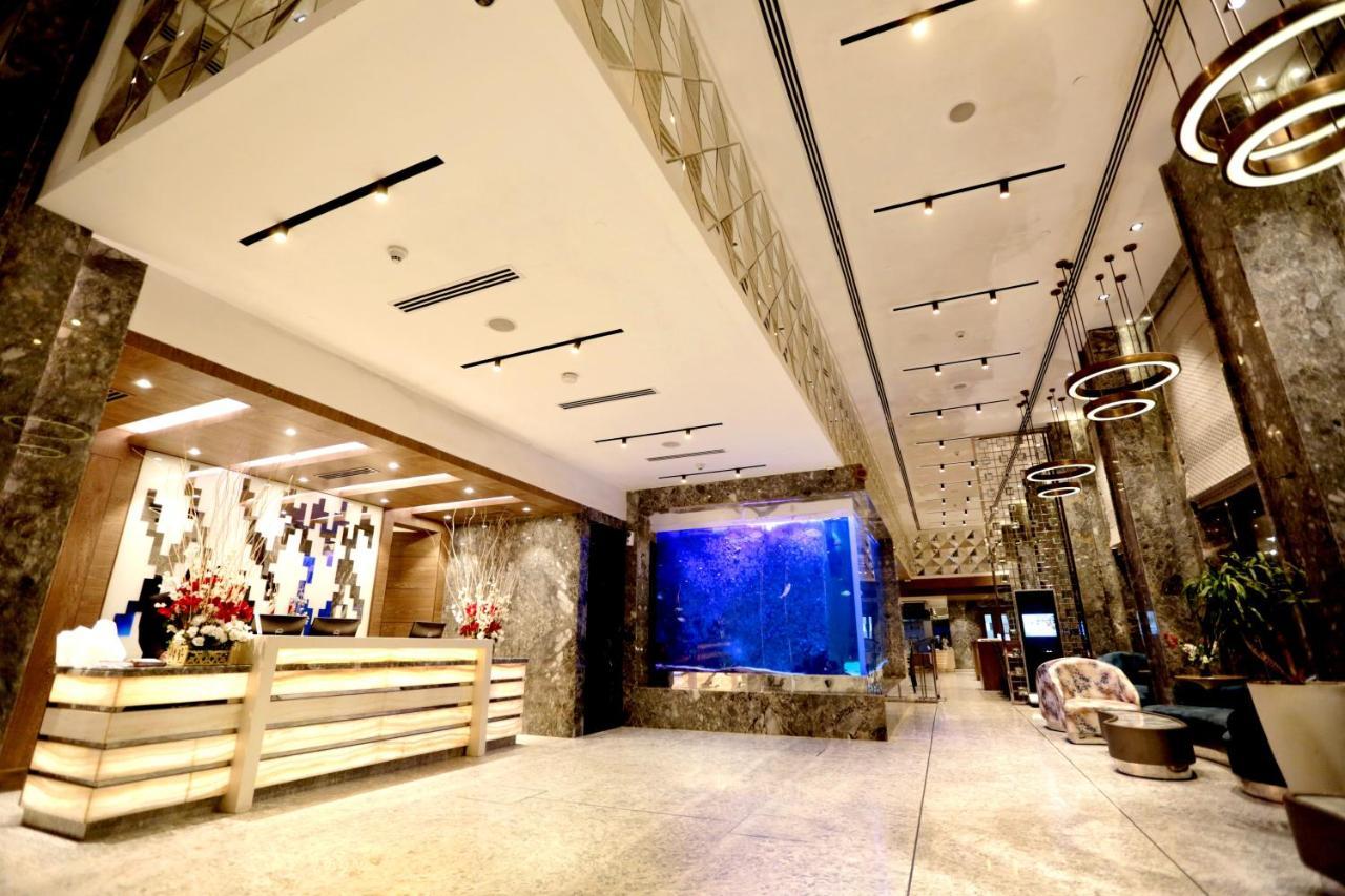 Hotel Madin Varanasi Dış mekan fotoğraf